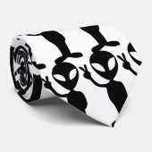 aliens en cravate noire (Roulé)