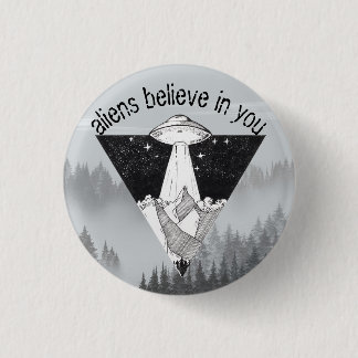 Aliens geloven in jou, bergen en ufo Pin Ronde Button 3,2 Cm