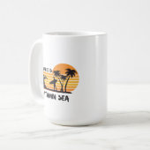 All I need is vitamin SEA T-shirt. Coffee Mug (Devant gauche)