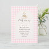 All in One Baby Girl is Brewing Coffee Baby Shower Kaart (Staand voorkant)