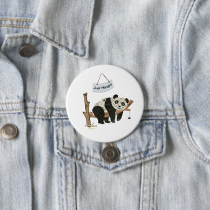 Alleen de Button van Hangin door Adiela Akoo