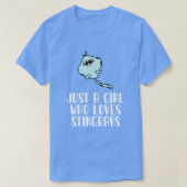 Alleen een meisje dat van Stingrays houdt T-shirt (Design voorkant)