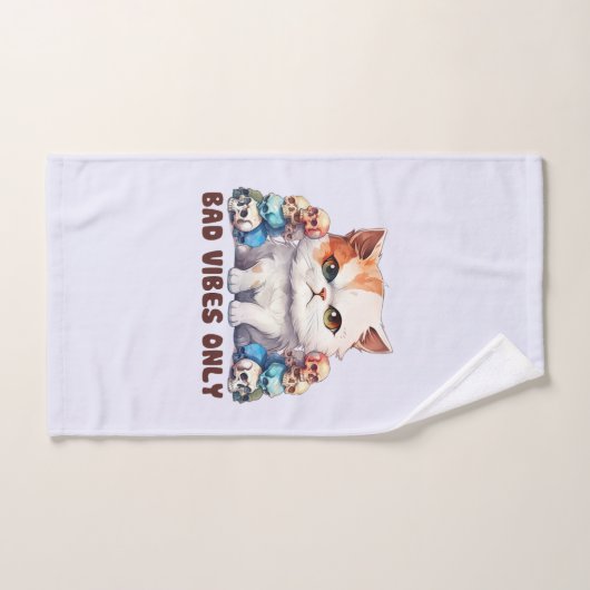 Alleen slechte vibes - Fierce Cat & Skulls Gothic Bad Handdoek (Handdoek)