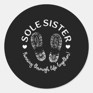 Alleenstaande zussen die samen door het leven renn ronde sticker