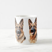 Allemand Shepard amoureux de la tasse à café (Centre)