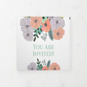 Alles in één koraallavendel en groen Floral bruilo Drieluik Uitnodiging (Cover)