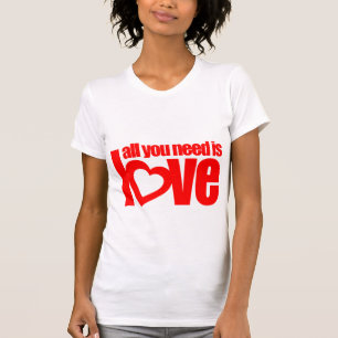Alles wat je nodig hebt is liefde voor rode hartte t-shirt