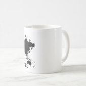 Allez juste. Tasse de café de carte du monde (Devant droit)