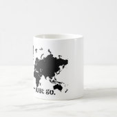 Allez juste. Tasse de café de carte du monde (Centre)