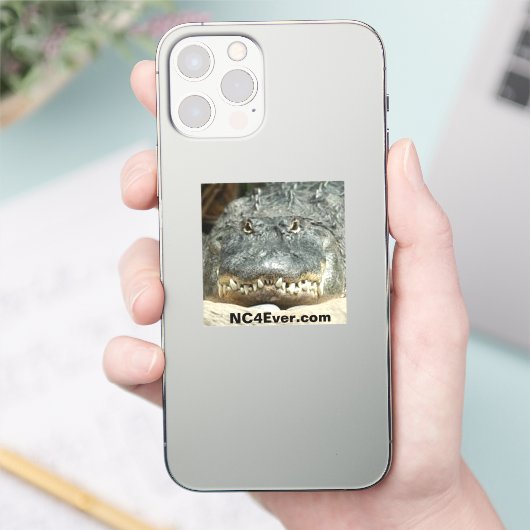 Alligator Laptop Sticker van NC4Ever.com (Telefoon)