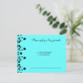 Allison Rachel Fleurs et perles RSVP (Debout devant)