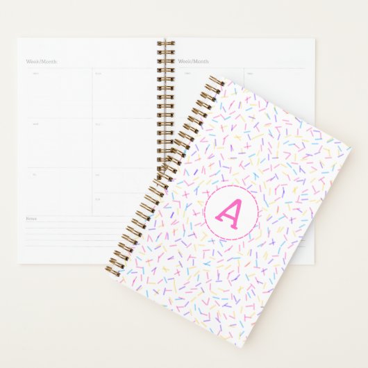 Allover Sautiner rose Multi Initial Planner (Devant avec enveloppe)