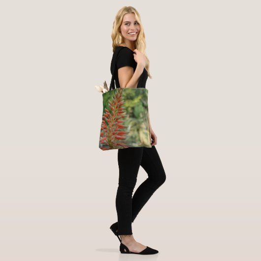 Aloe Blossom Custom All-Over-Print Canvas tas (Op model)