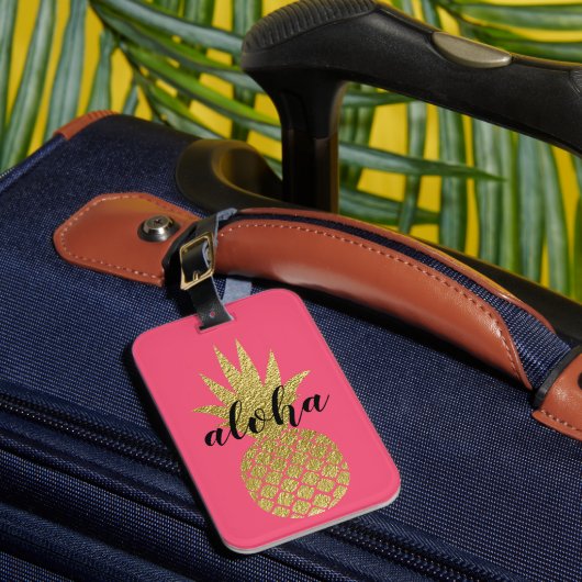 Aloha Pink Gold Pineapple Tropische Vacking Bagagelabel (Voorkant Insitu 1)