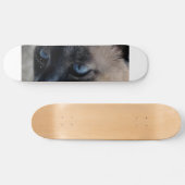 Aloof Siamese Chat Skateboard (Horz)