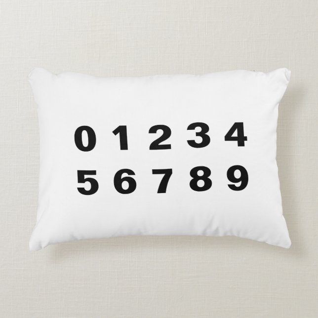 Alphabet and Numbers Accent Kussen (Voorkant)