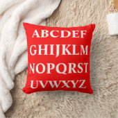ALPHABET BLANC sur coussin rouge vif (Couverture)