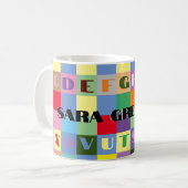 Alphabet Mug nom personnalisé coloré (Devant gauche)