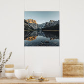 Alpine Mirror Scene – Poster van het rustige lands (Keuken)