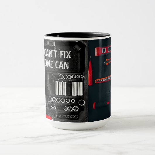 Als papa opa kan niet repareren het grappige moder mok (Midden)