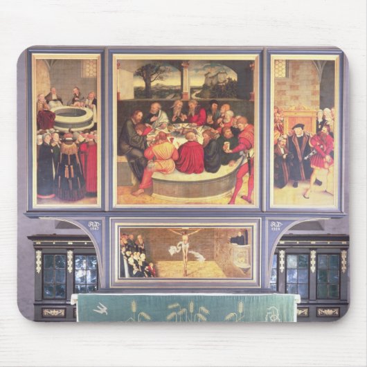 Altar met een triptych die muismat (Voorkant)