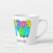 Altijd klaar om kleurrijke schapen te breien. Jouw Latte Mok (Rechts)