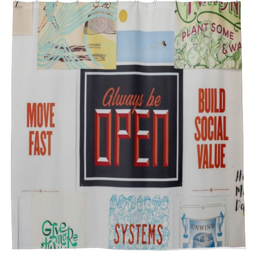 Altijd open, Motivatie Inspirerend zijn Douchegordijn (Voorkant)