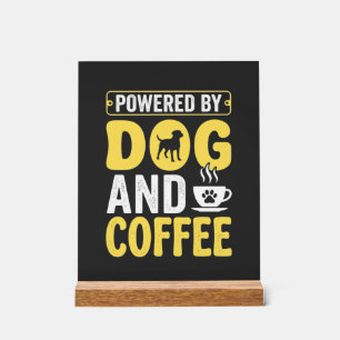Amateur de café chien propulsé par le design