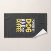 Amateur de café chien propulsé par le design (Serviette à main)