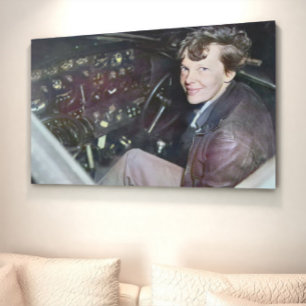 Amelia Earhart Onopgepoetste Foto van Vliegtuig Co Poster