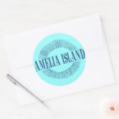 Amelia Island in blauw met zonneontwerp Ronde Sticker (Envelop)