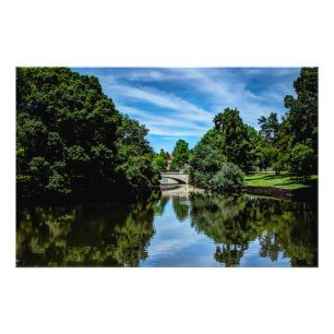 Aménagez la photo en parc prise à la crique