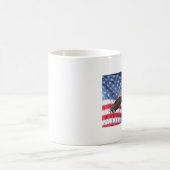 Américain Eagle et tasse de drapeau (Centre)