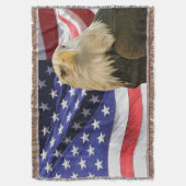 American Bald Eagle et Drapeau Jetez la couverture (devant Vertical)