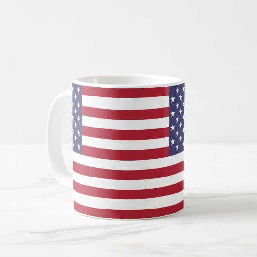 "American Flag Mug - Patriotic Stars and Stripes C (Devant gauche)