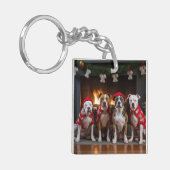 American Staffordshire bij de open haard Kerstmis Sleutelhanger (Voorkant Links)