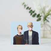 Amerikaans Gothic koppel dat bubbelgom blaast (Staand voorkant)