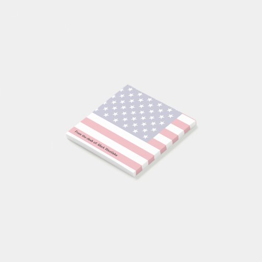 Amerikaans thema met vlaggestaren en stripes post-it® notes (Schuin)