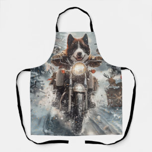 Amerikaanse Akita-hond rijdt op motorfiets met Ker Schort