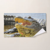 Amerikaanse alligator closeup. Gezichtelijk Bad Handdoek (Handdoek)