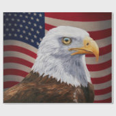 Amerikaanse Bald Eagle en vlag Cadeaupapier (Vlak)