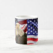 Amerikaanse Bald Eagle en vlag Koffiemok (Center)
