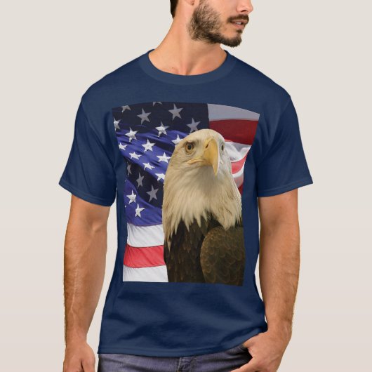 Amerikaanse Bald Eagle en vlag T-shirt (Voorkant)