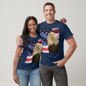 Amerikaanse Bald Eagle en vlag T-shirt (Unisex)