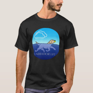 Amerikaanse Labrador Retriever zwemt bal halen T-shirt