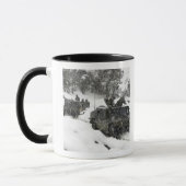 Amerikaanse marinepatrouille in Khowst-Gardez Pass Mok (Links)