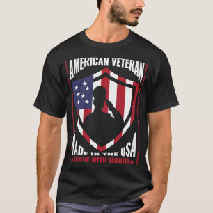 Amerikaanse veteraan die in de VS is gemaakt, doet T-shirt