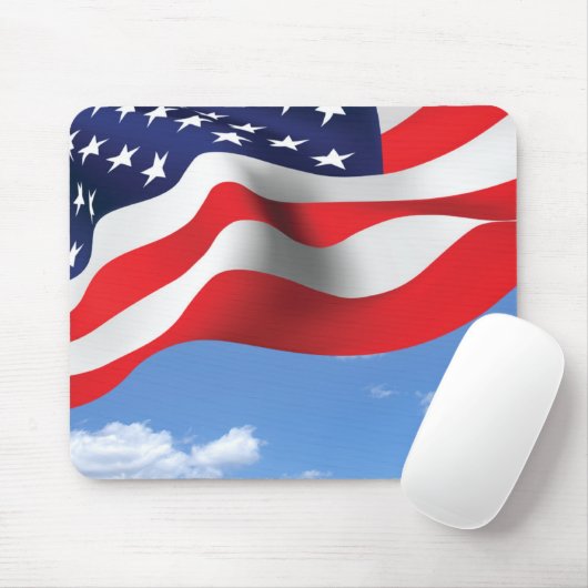 Amerikaanse vlag aan de hemel muismat (Met muis)