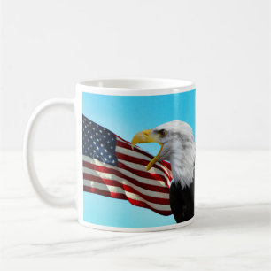 Amerikaanse vlag- en Bald Eagle-patriottische Mok