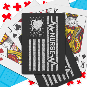 Amerikaanse vlag held hart verpleegkundige waarder pokerkaarten